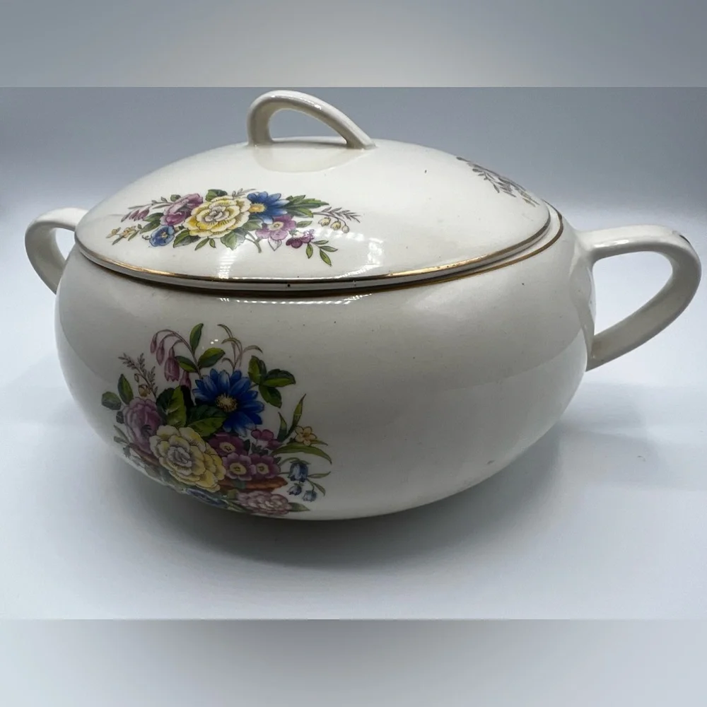 Vintage Covered Oval White With Florals Serving Dish With Lid Unmarked God Cond